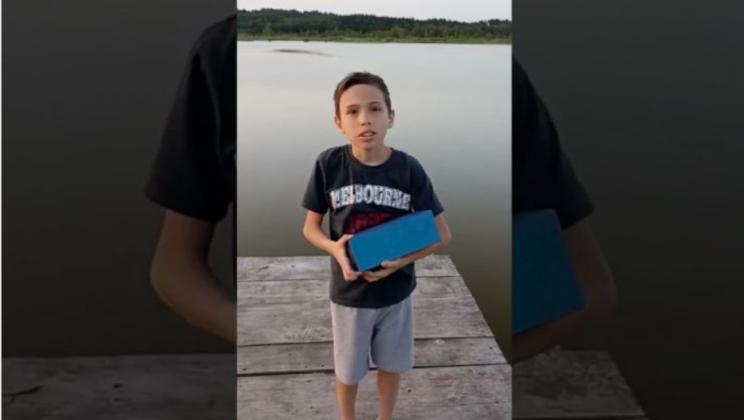 11-річний хлопчик зі Львова збирає на безпілотник для ЗСУ