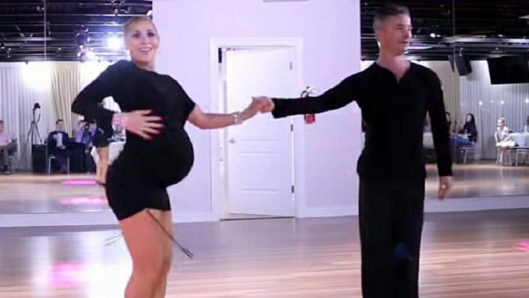 Woman is on her 35th week of pregnancy – but her amazing dance is praised around the world